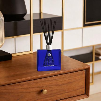 BÂTONNETS PARFUMÉS – OUD & BERGAMOT BÂTONNETS PARFUMÉS – OUD & BERGAMOT